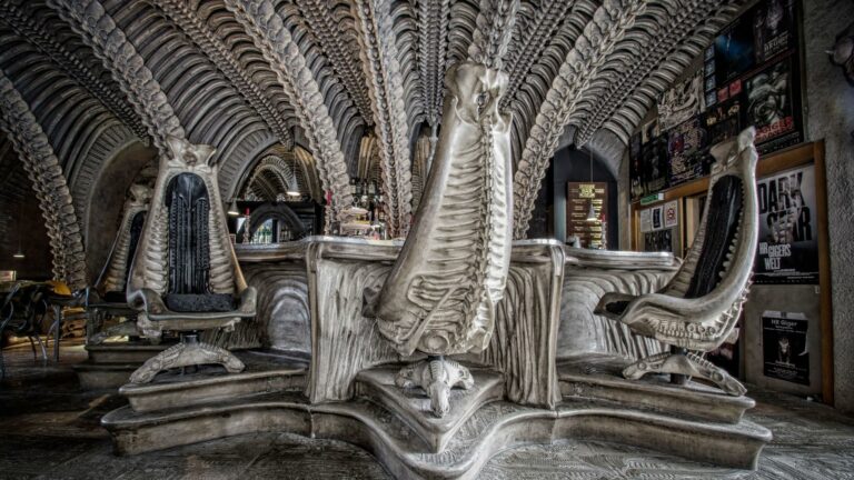 HR Giger Museum (Gruyères) — Art fantastique et univers unique